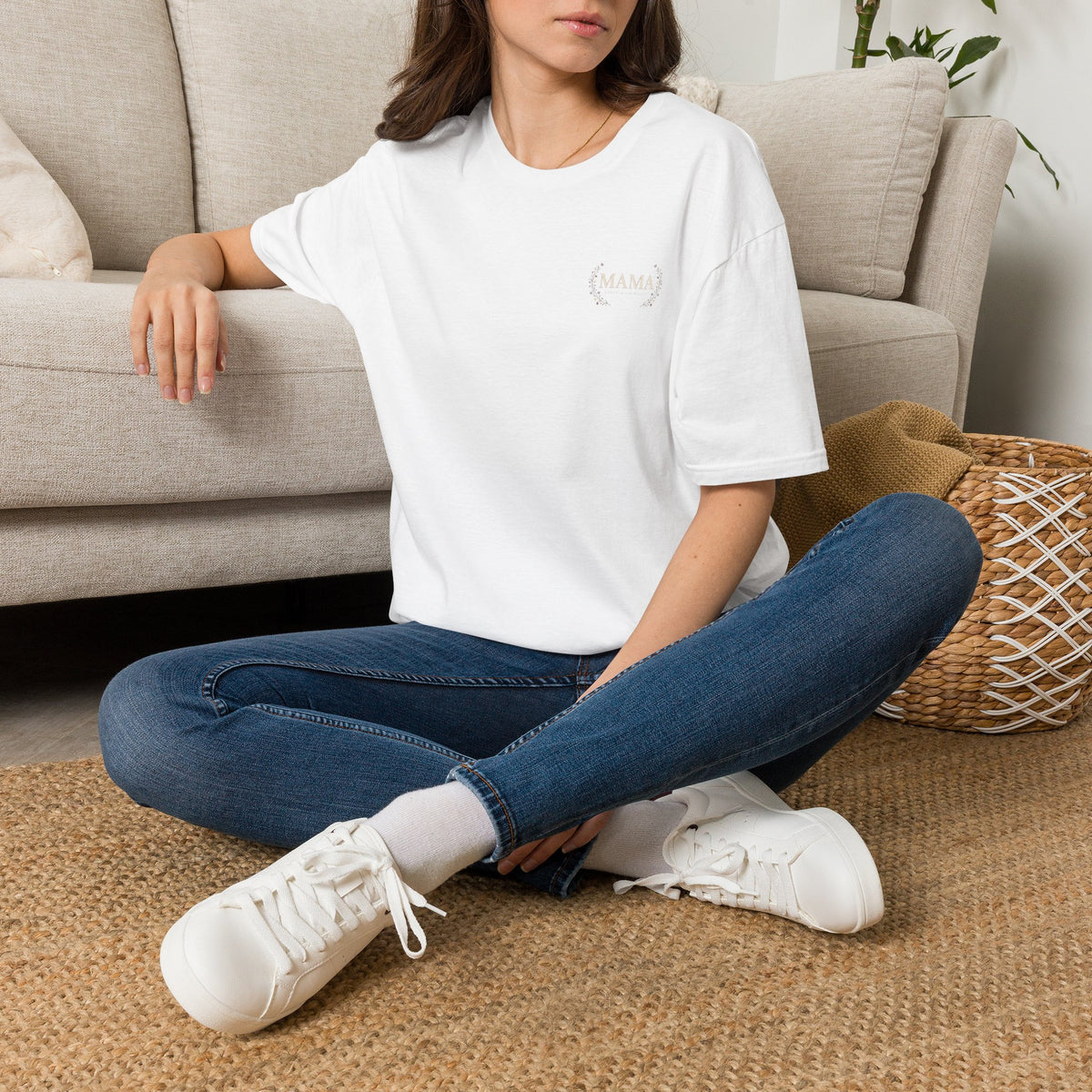 Mama with floral setting T-Shirt