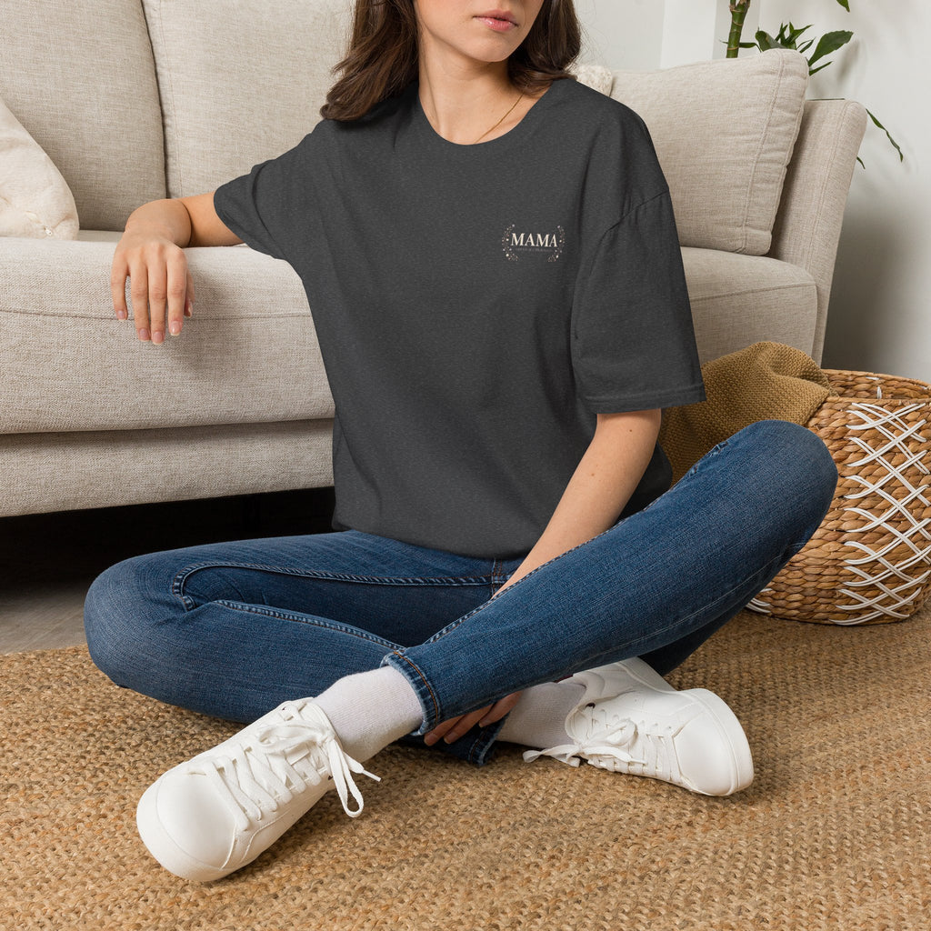 Mama with floral setting T-Shirt